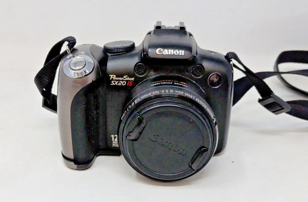 Canon PowerShot SX20 IS 12.1 MP Digital Camera 20x Zoom - FOR PARTS READ